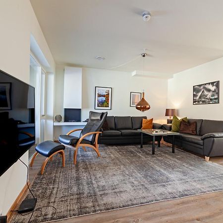 Gjermesoy Luxury Apartment Ballstad Bagian luar foto