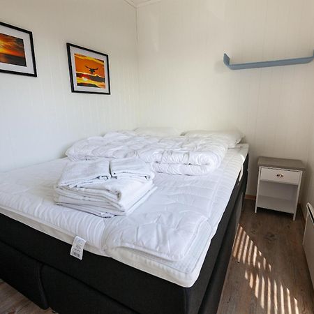 Gjermesoy Luxury Apartment Ballstad Bagian luar foto