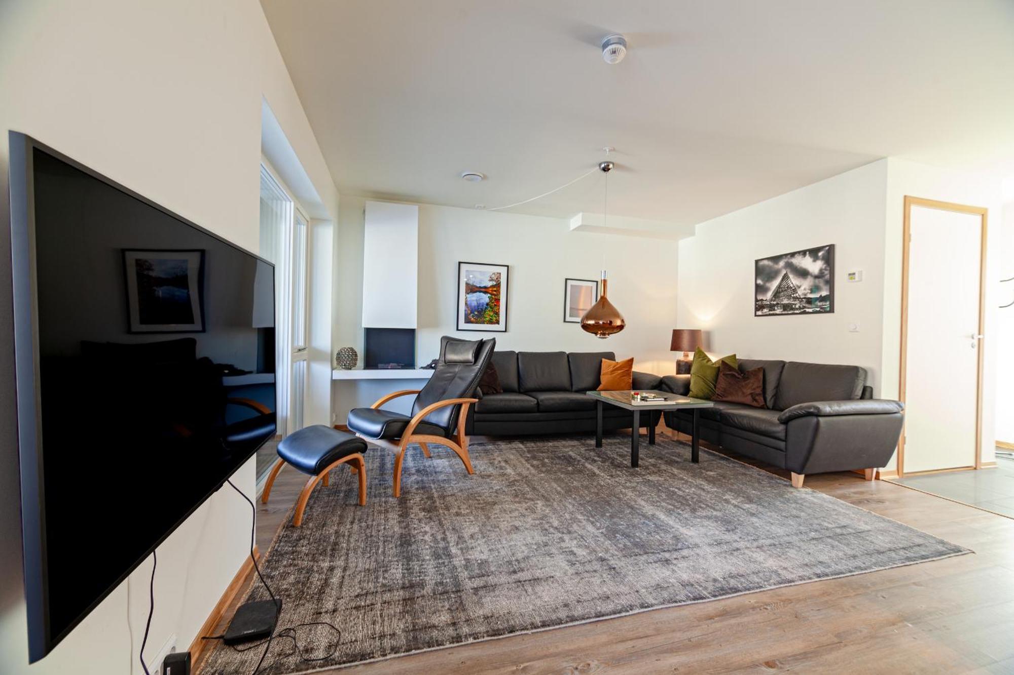 Gjermesoy Luxury Apartment Ballstad Bagian luar foto