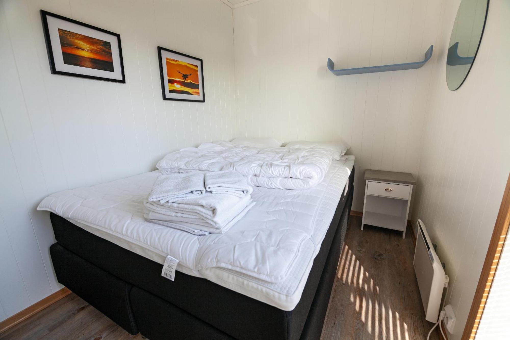 Gjermesoy Luxury Apartment Ballstad Bagian luar foto