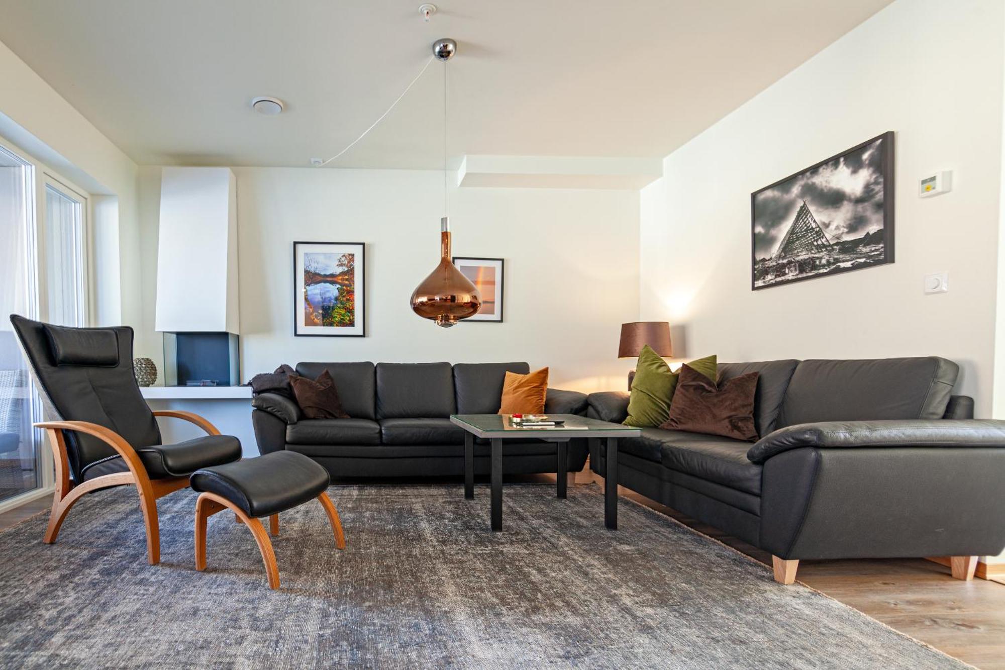 Gjermesoy Luxury Apartment Ballstad Bagian luar foto
